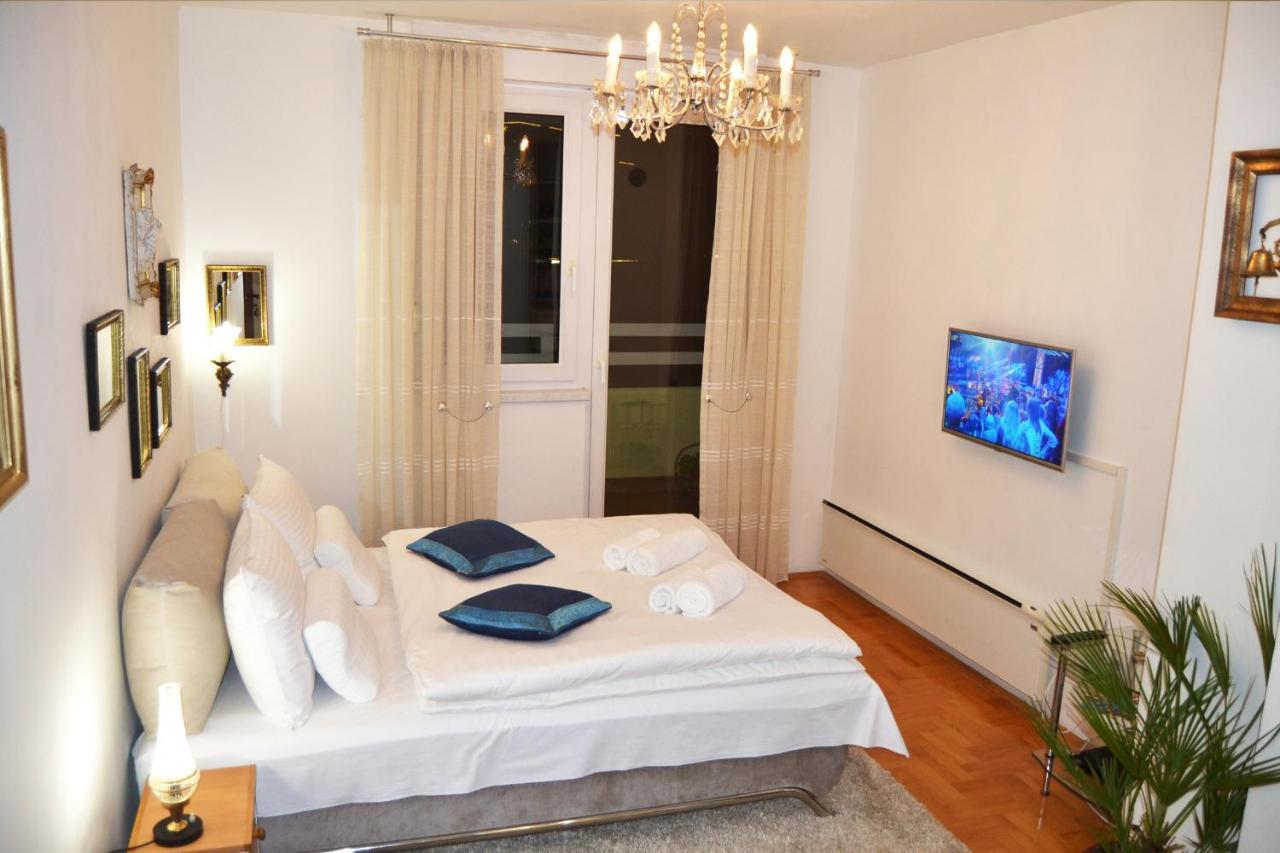 Apartment Crystal Banja Luka Exterior photo