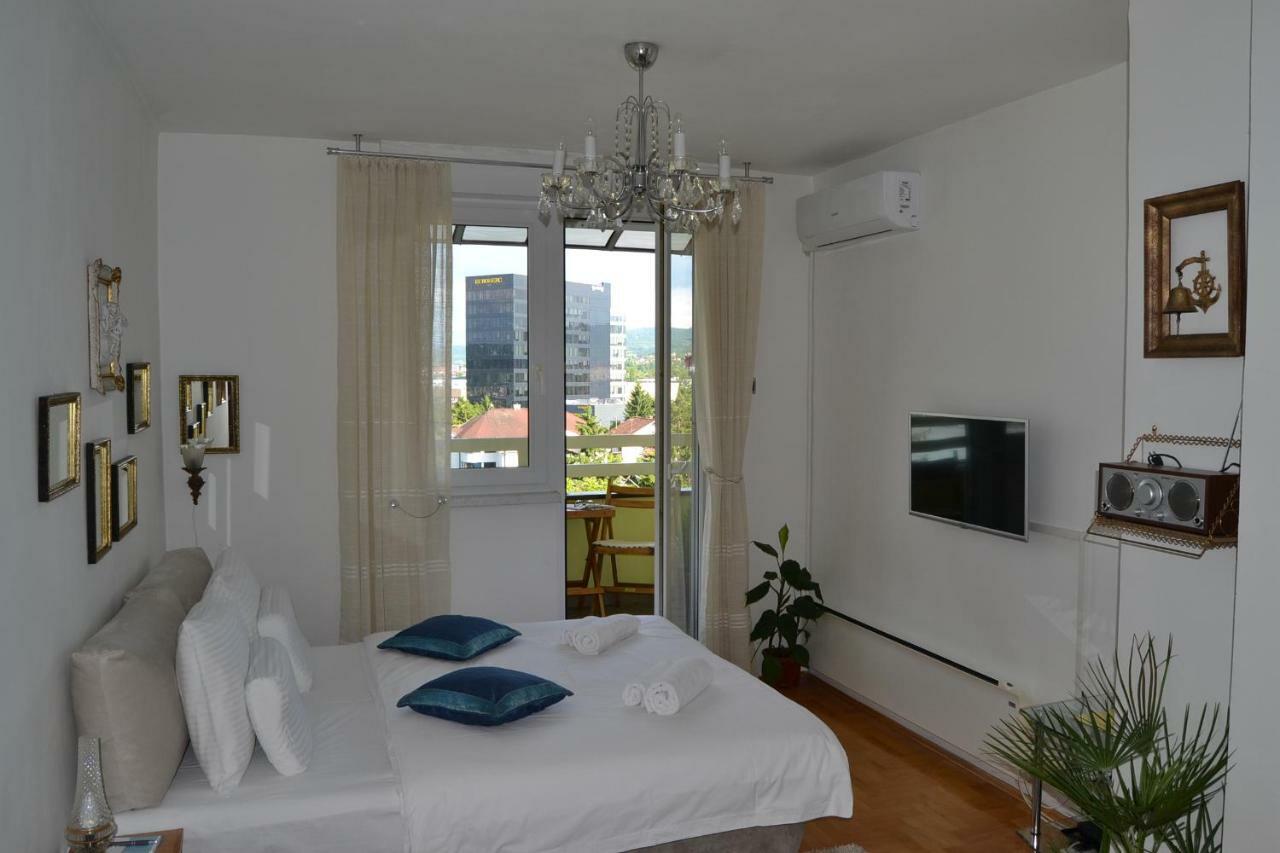 Apartment Crystal Banja Luka Exterior photo